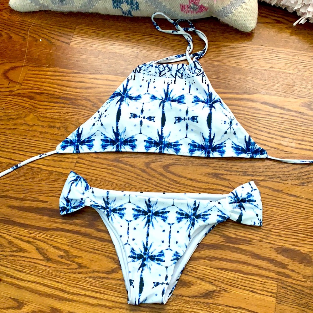Bathing suit set